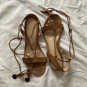 Gianvito Rossi Suede Lace Up Sandals - 7 / 37
